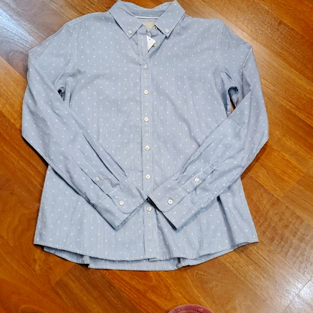 BananavRepublic soft wash button down shirt stripe polka dot long sleeves Medium